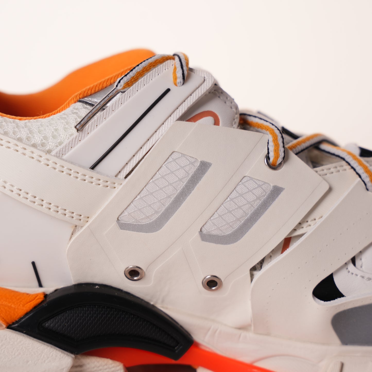Balenciaga Track White Orange 542436 W1GB7 9059 (No LED)