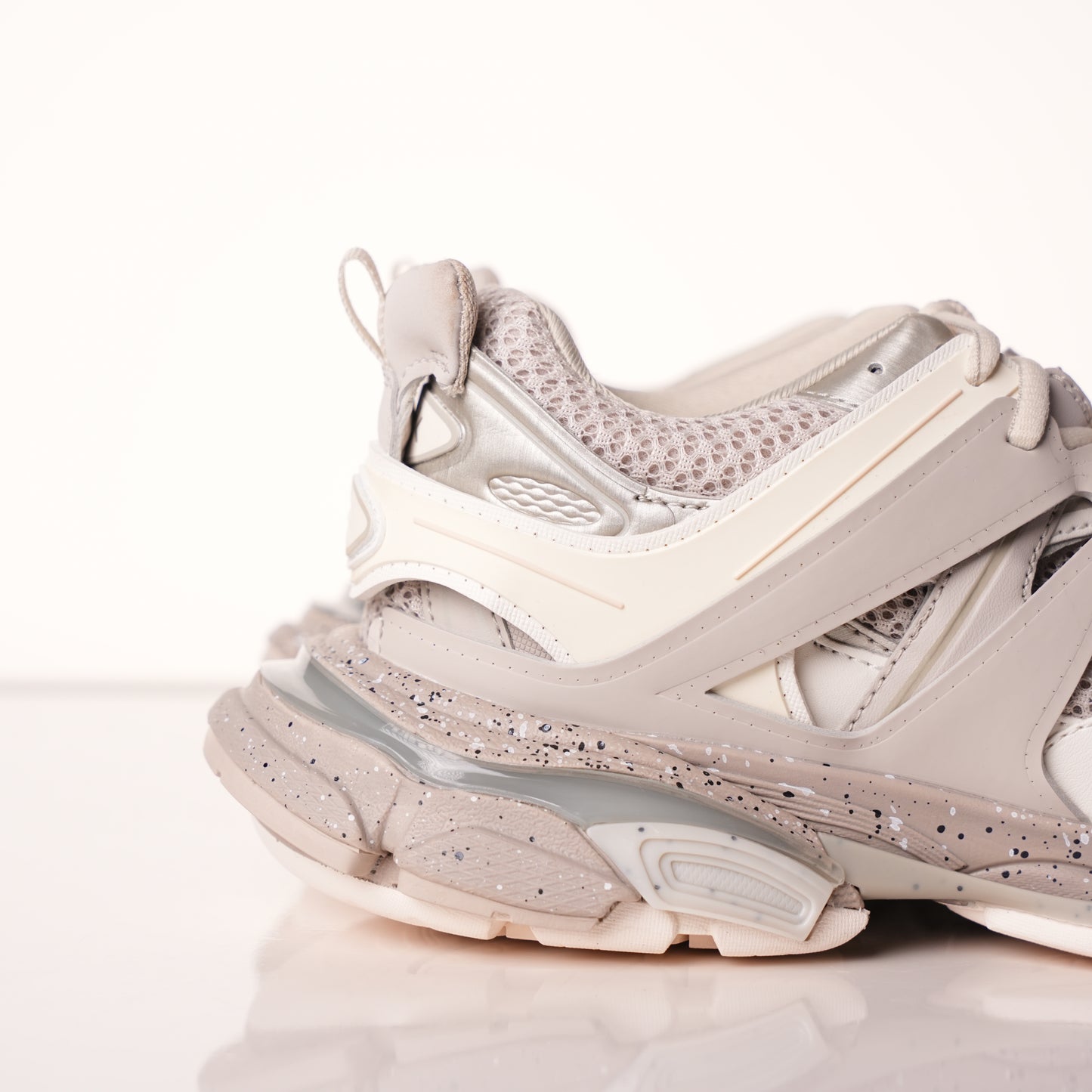 Balenciaga Track White 542023 (No LED)