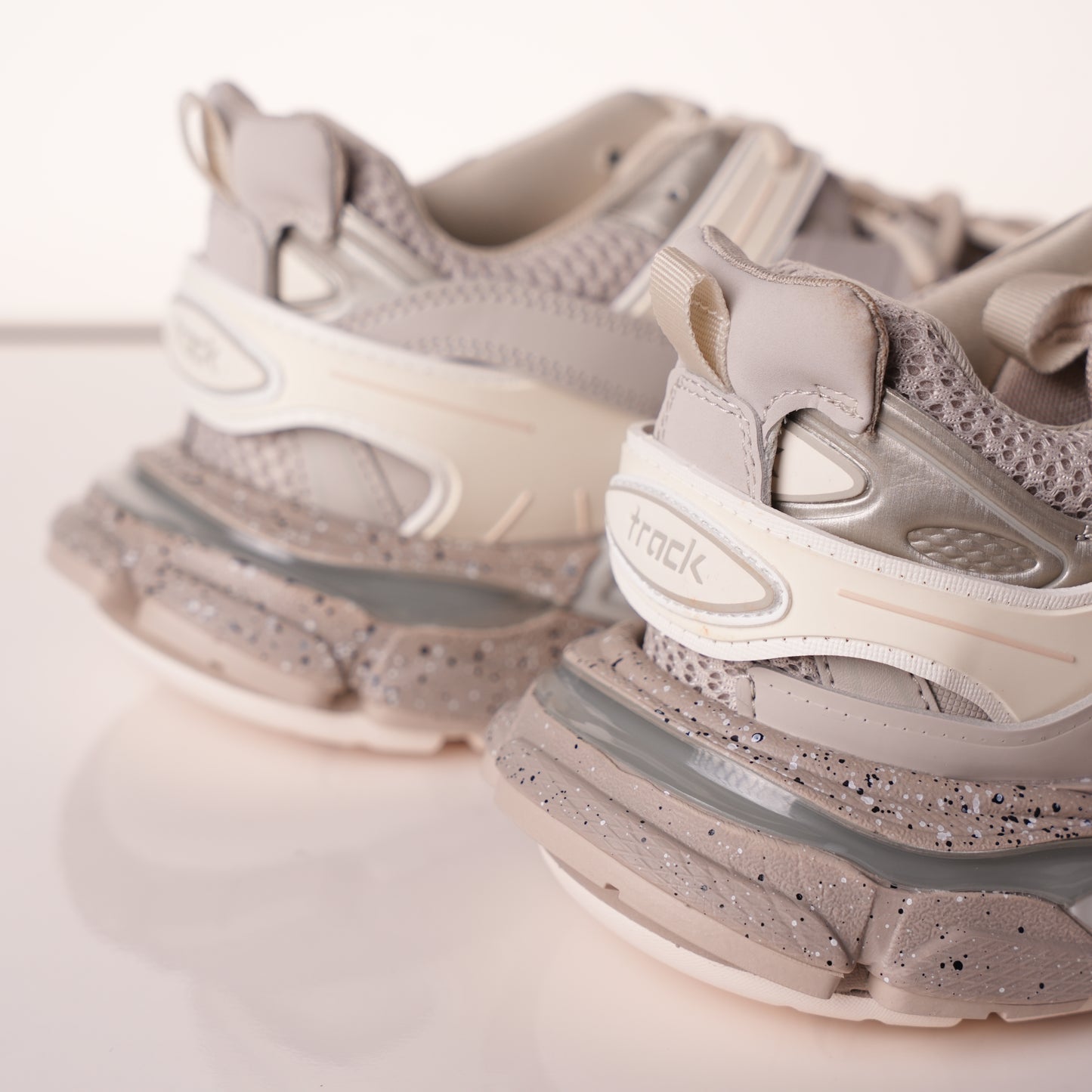 Balenciaga Track White 542023 (No LED)