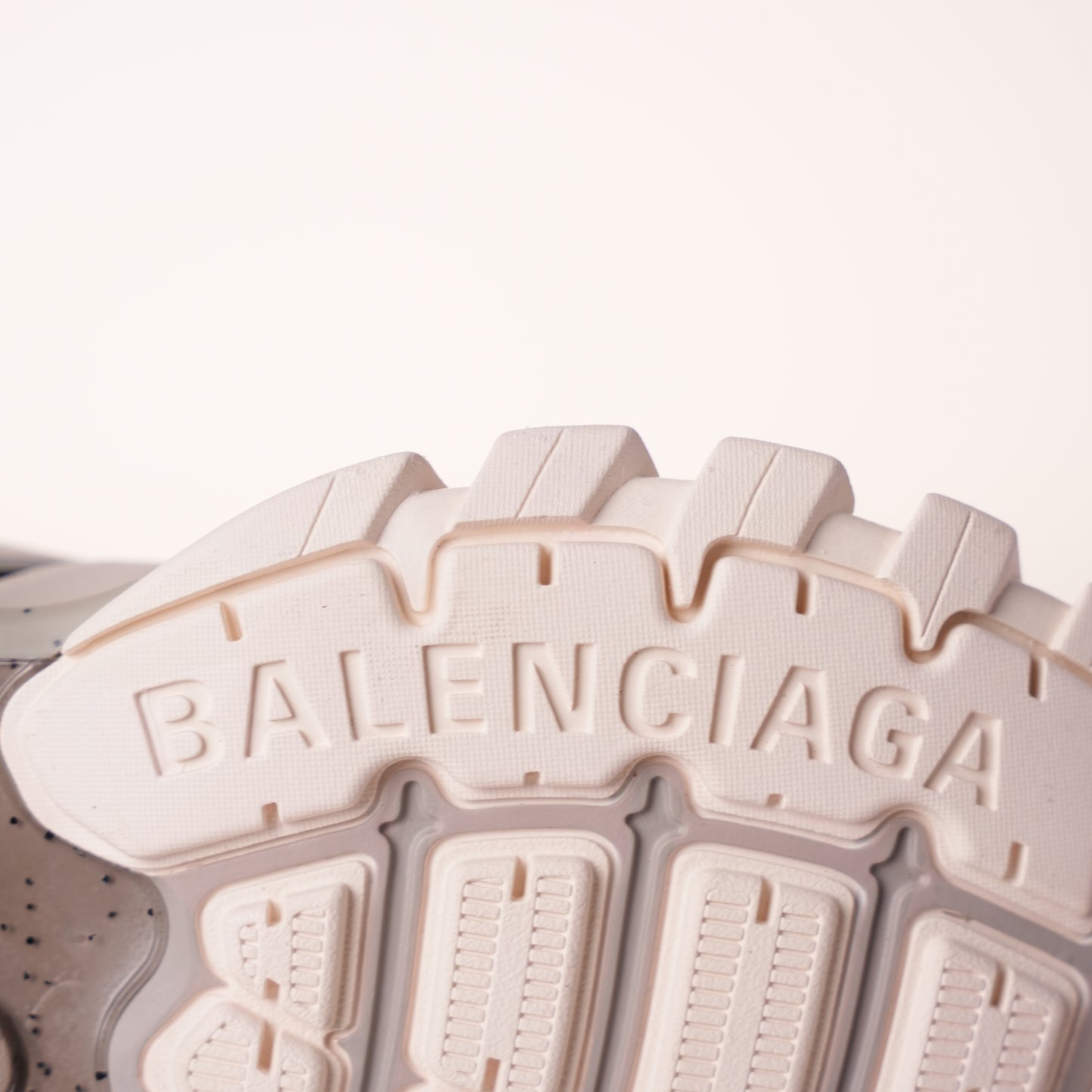 Balenciaga Track White 542023 (No LED)