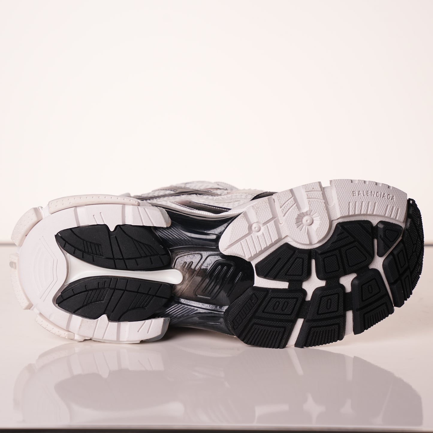 Balenciaga Runner Sneaker Grey White Black