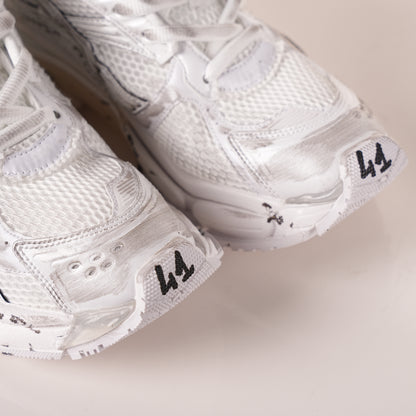 Balenciaga Runner White Glow In The Dark