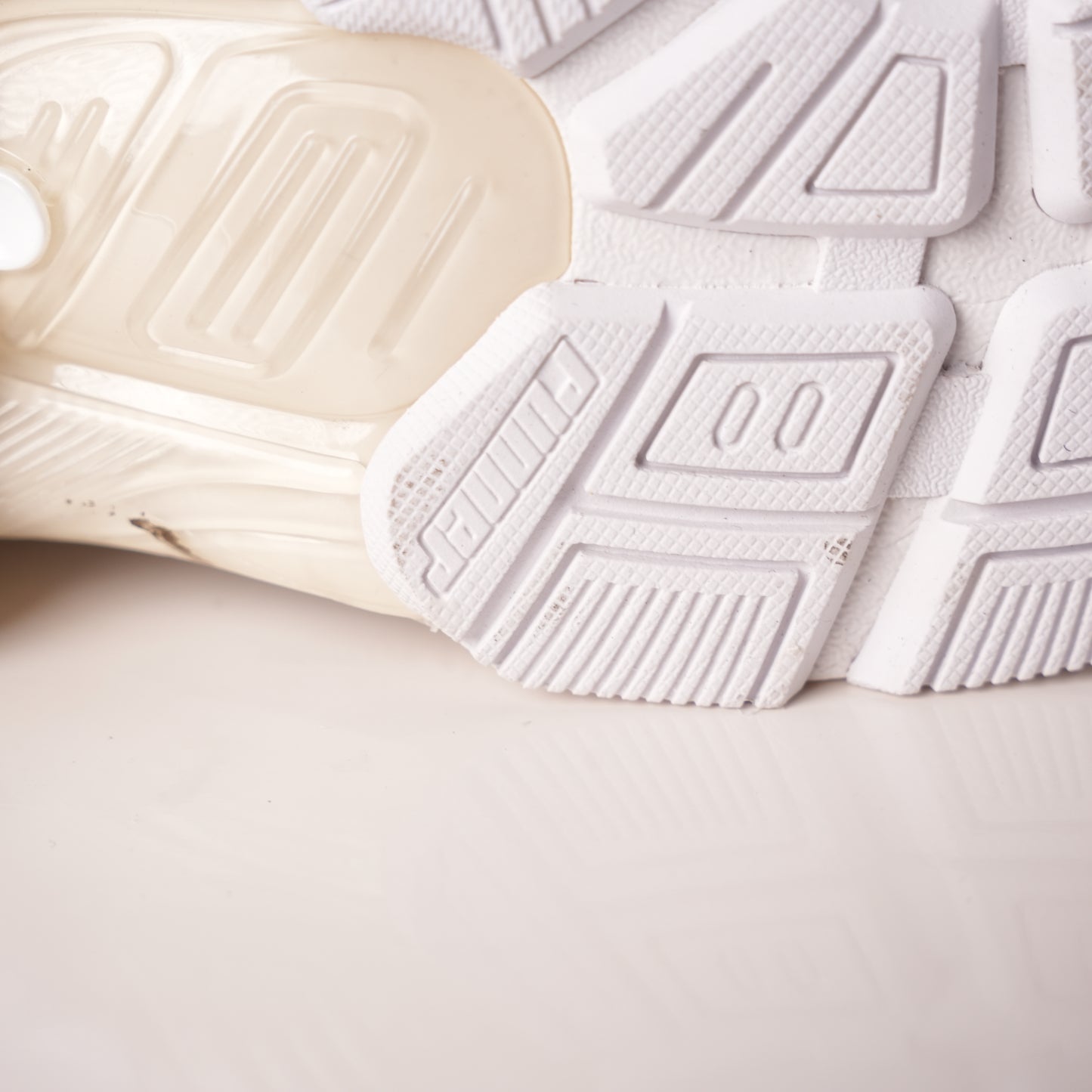 Balenciaga Runner White Glow In The Dark