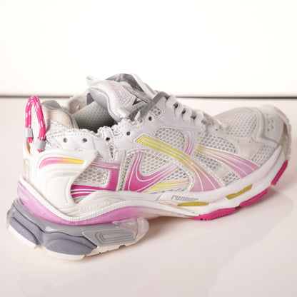 Balenciaga Runner Sneaker Gradient Yellow Powder 772767 WRUNG 9517