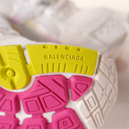 Balenciaga Runner Sneaker Gradient Yellow Powder 772767 WRUNG 9517