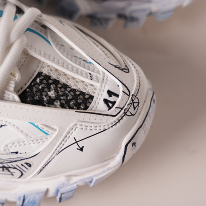 Belenicaga Track Sneaker 'White 542023 W3SRA 9014
