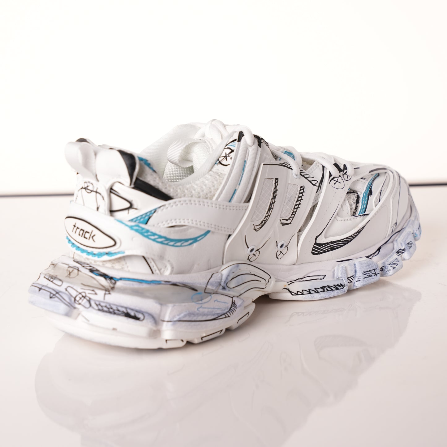 Belenicaga Track Sneaker 'White 542023 W3SRA 9014