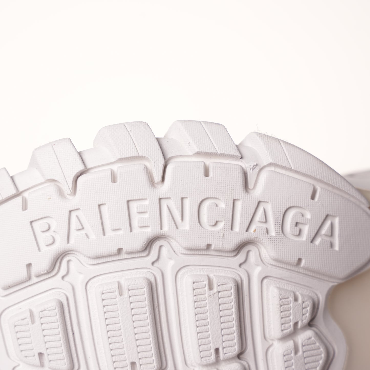 Balenciaga Track Sneaker 542436 WTRHW 9010