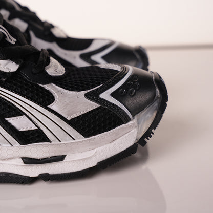 Balenciaga Runner Sneaker 'White Black' 772774 W3RNY