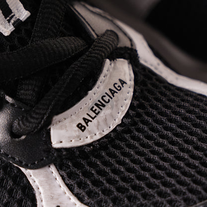 Balenciaga Runner Sneaker 'White Black' 772774 W3RNY