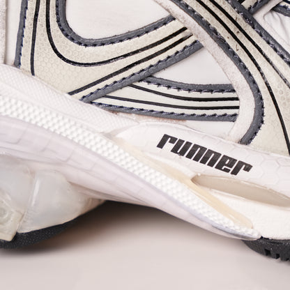 Balenciaga Runner Sneaker Lan Bai Hei 772767 W3RNY 0623
