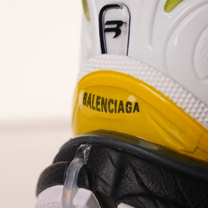 Balenciaga Runner Sneaker Color Orange Powder 772767 W3RBW 9168